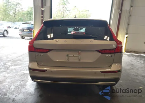 2025 Volvo V60 Cross Country B5 Plus from USA, damaged, VIN YV4L12WK1S2149939